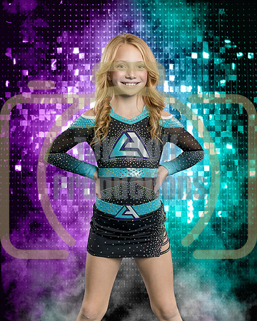 Lainey Laursen_2