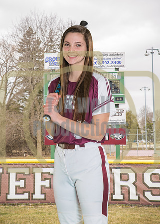 Aidyn Messmann #8