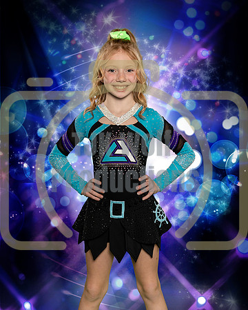 Lainey Laursen_2