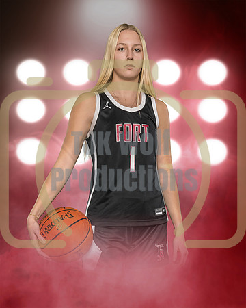 Ashlie Riley_(2)_2